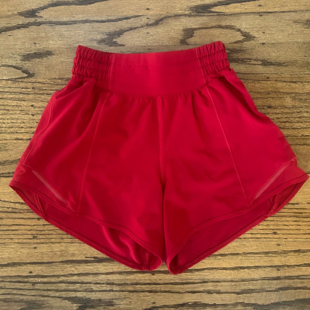 Lululemon Hotty Hot High-Rise Lined Short 4" Size O